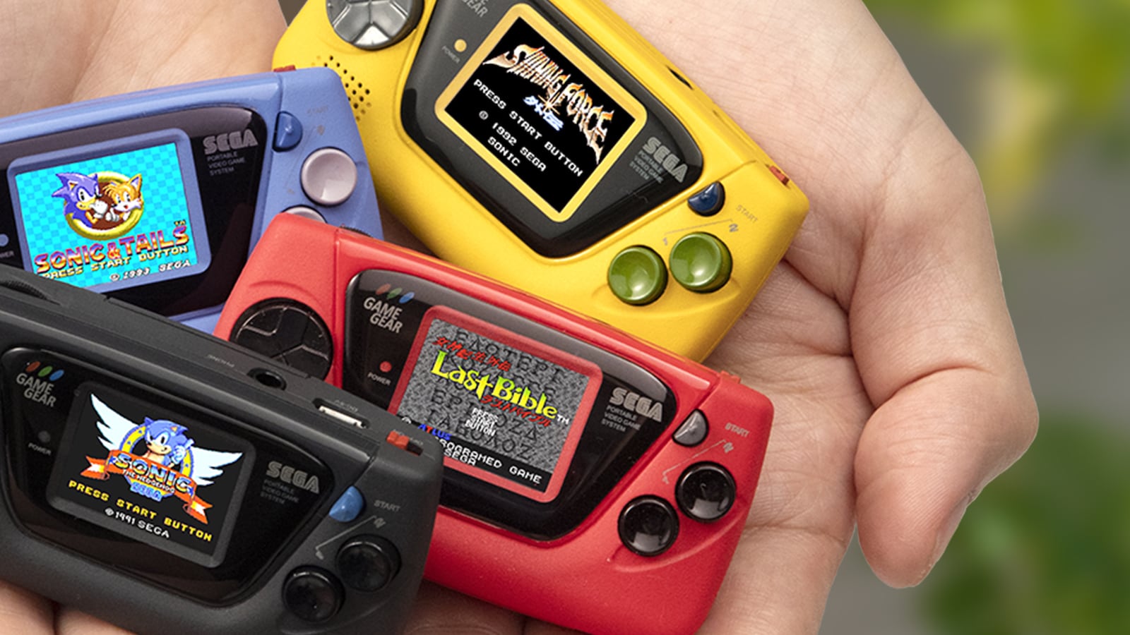 Sega Game Gear Micro Gaming Portable comes with 4 built-in games