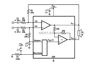 LM4904 audio input differential amplifier circuit